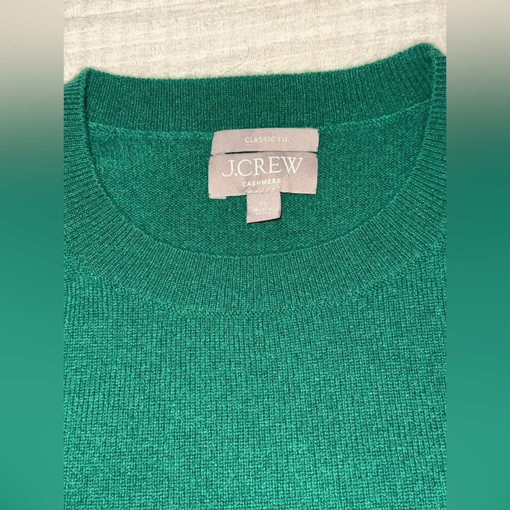 J. Crew 100% Cashmere Classic-Fit Crewneck Sweater in Green  XL